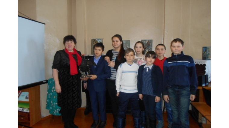 Подробнее о статье Выставки в Доме-музее Лобачевского посетили учащиеся Янгильдинской школы